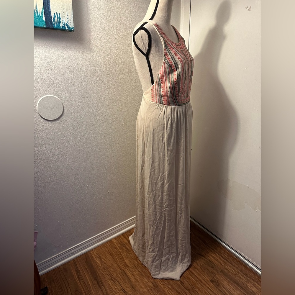 Lovestitch Cream Embroidered Maxi Dress - Picture 5 of 10